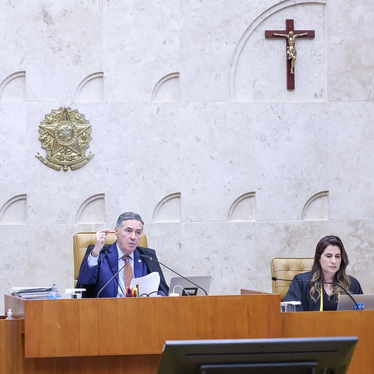 STF suspende sessão sobre responsabilização das redes sociais