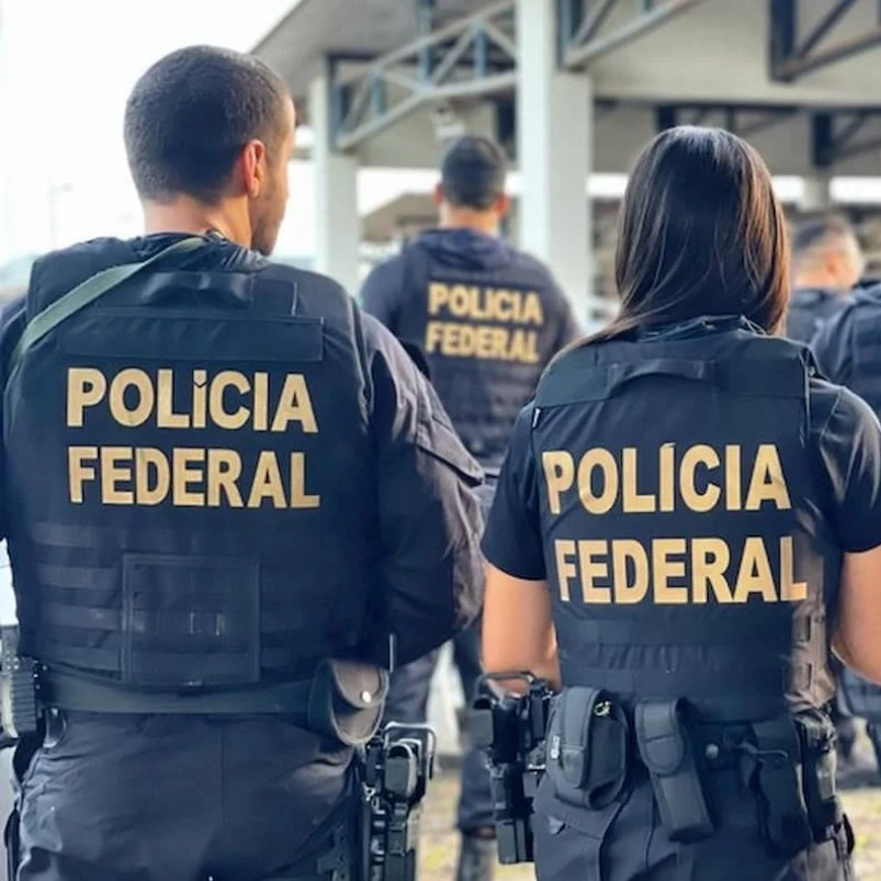 PF cumpre 10 prisões domiciliares contra condenados por tentativa de golpe