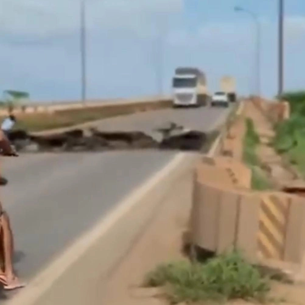 Assista: vereador flagra momento exato em que ponte desaba no Maranhão