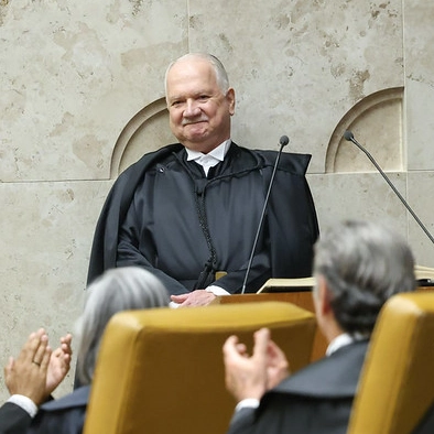 Edson Fachin toma posse como presidente do Supremo Tribunal Federal