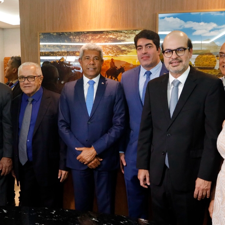 Otto Alencar Filho toma posse como conselheiro do TCE-BA