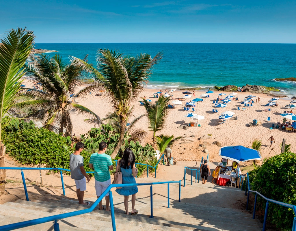 Reunião discute projeto que deve barrar torres na praia do Buracão