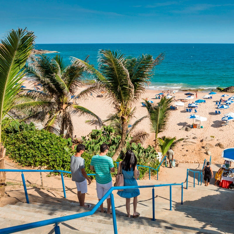 Reunião discute projeto que deve barrar torres na praia do Buracão