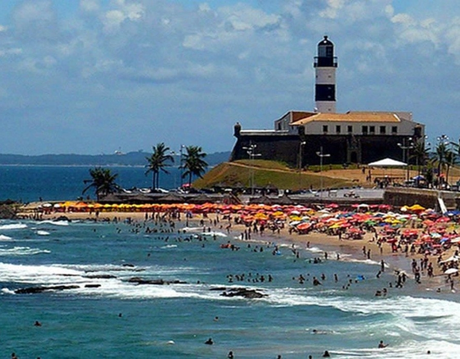 Salvador tem 17 praias impróprias para banho neste fim de semana; saiba quais