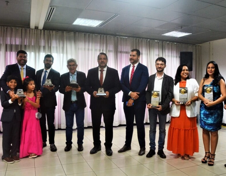Assembleia Legislativa da Bahia premia jornalistas e deputados destaque em 2024