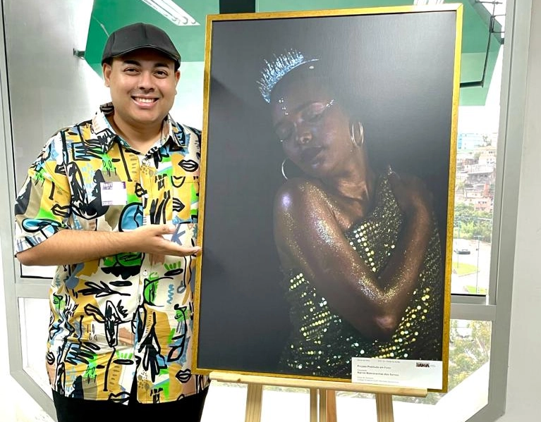 Professor baiano vence prêmio nacional de educação com exposição fotográfica 'Pretitude em foco'