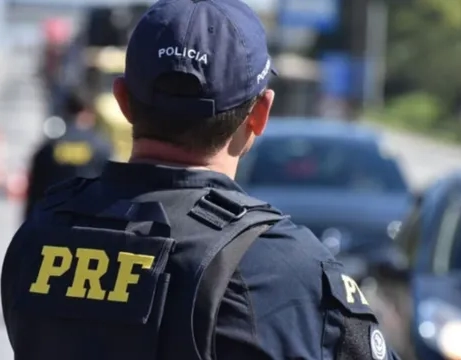 Falsa médica é presa em fiscalização da PRF em Jequié