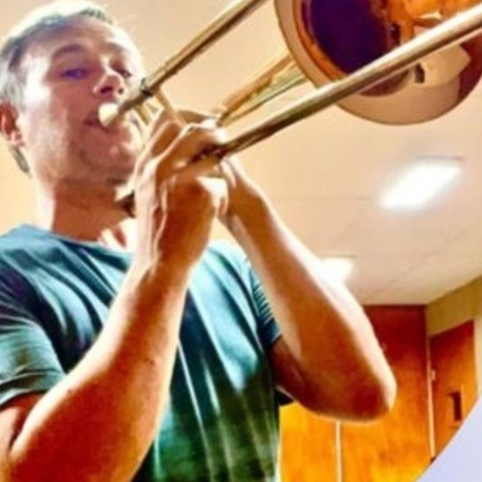 Professor universitário é morto durante briga de trânsito na BR-324, em Salvador