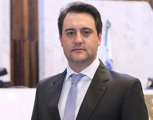 Ratinho Jr. lidera entre nomes do PSD em cenários para 2026, aponta pesquisa