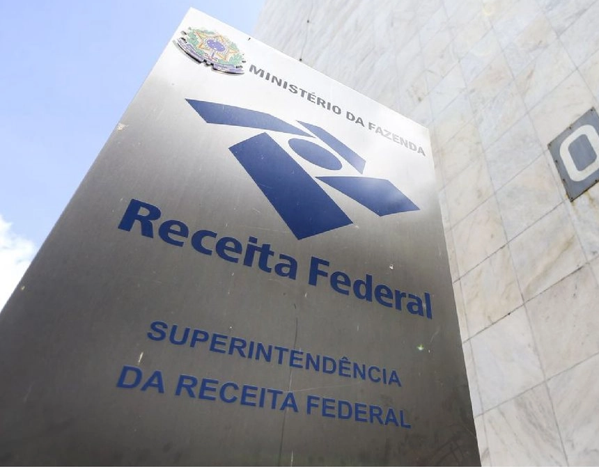 Receita Federal paga 2º lote de restituição do Imposto de Renda