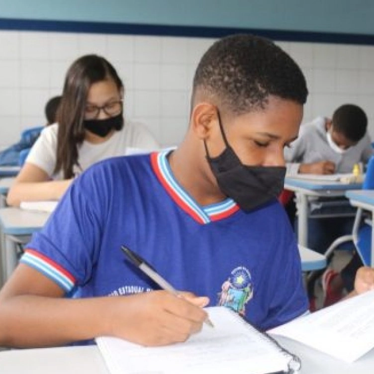 Matrícula da rede estadual de ensino da Bahia começa segunda-feira; saiba como fazer