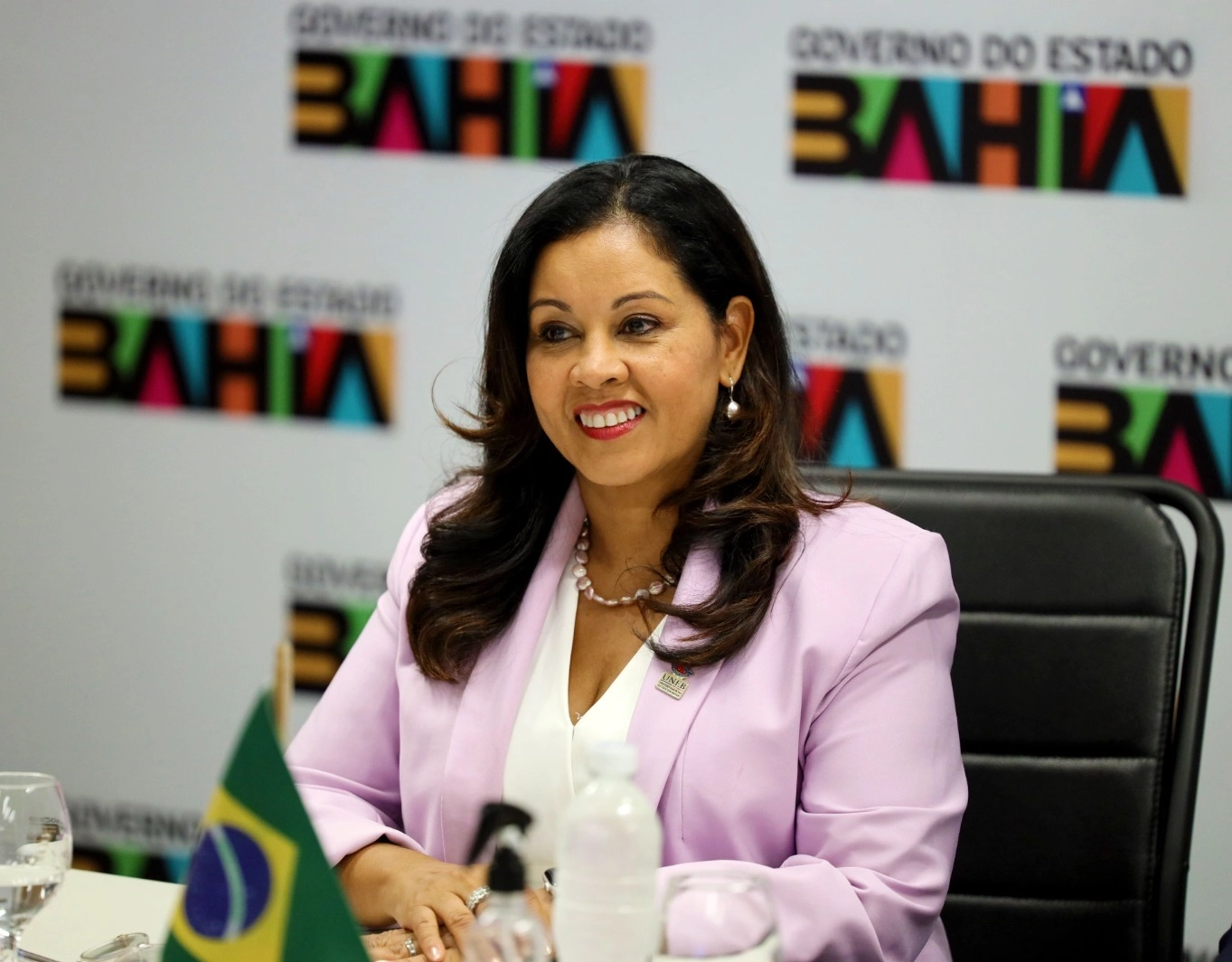 Reitora da UNEB é reconduzida ao cargo e toma posse para o segundo mandato