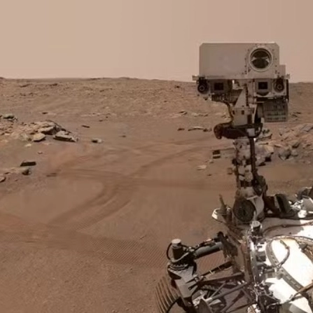Nasa identifica possíveis sinais de vida em rocha coletada em Marte