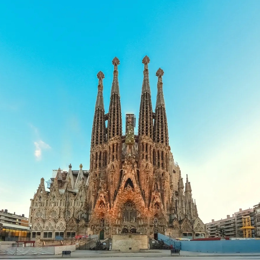 Obra da Basílica da Sagrada Família, em Barcelona, tem uma nova data para conclusão; saiba mais