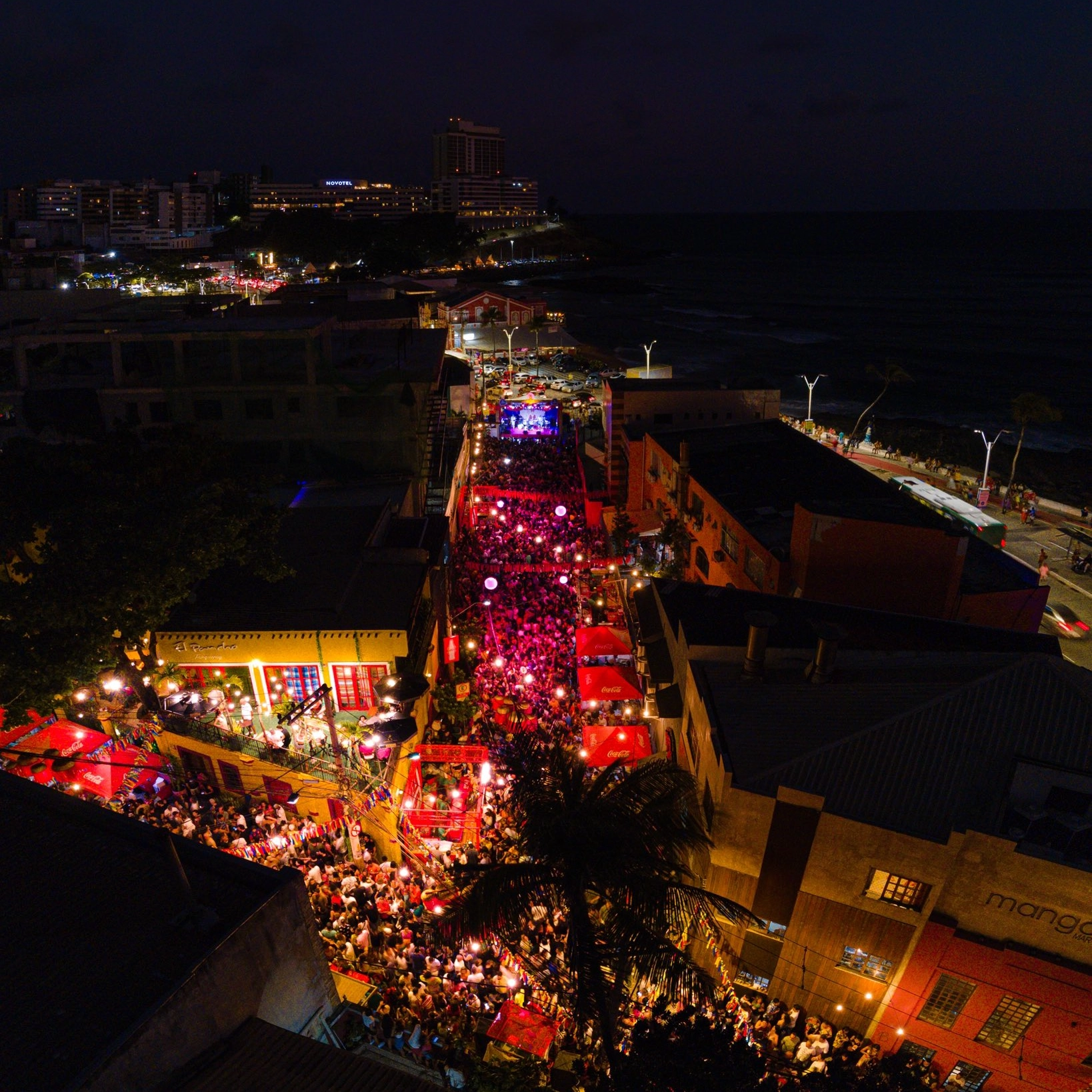 Com gastronomia italiana e atrações musicais, Festa de San Gennaro lota ruas do Rio Vermelho