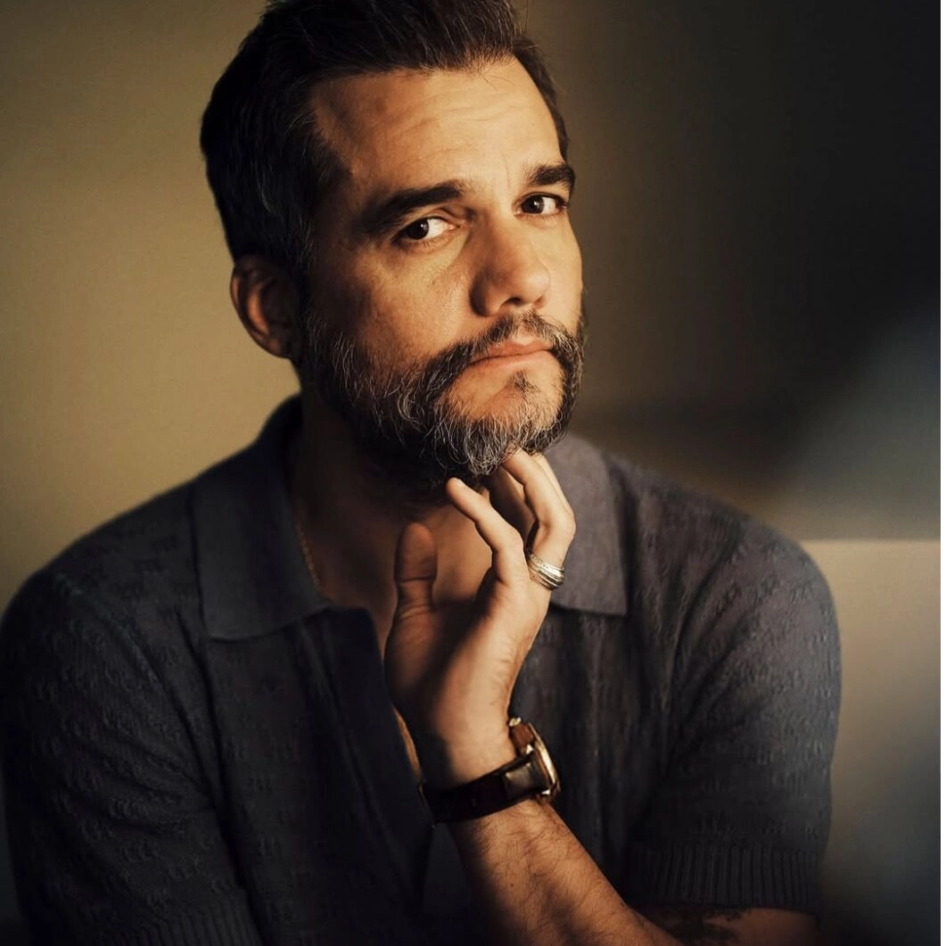 Espetáculo com Wagner Moura terá sessões extras de espetáculo em Salvador