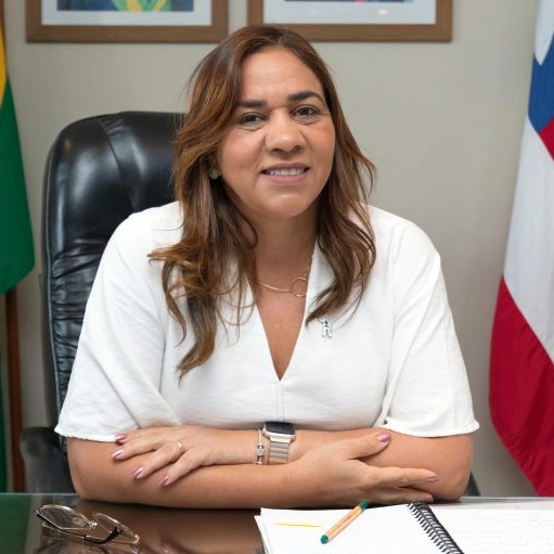 Deputado propõe Comenda 2 de Julho para Roberta Santana, secretária da Saúde da Bahia