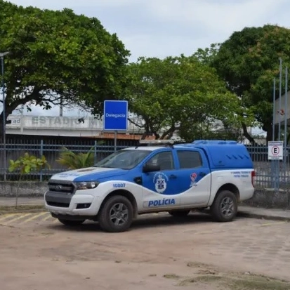 Polícia da Bahia processa delegado acusado de mostrar fotos de criança morta para fazer pais confessarem crime