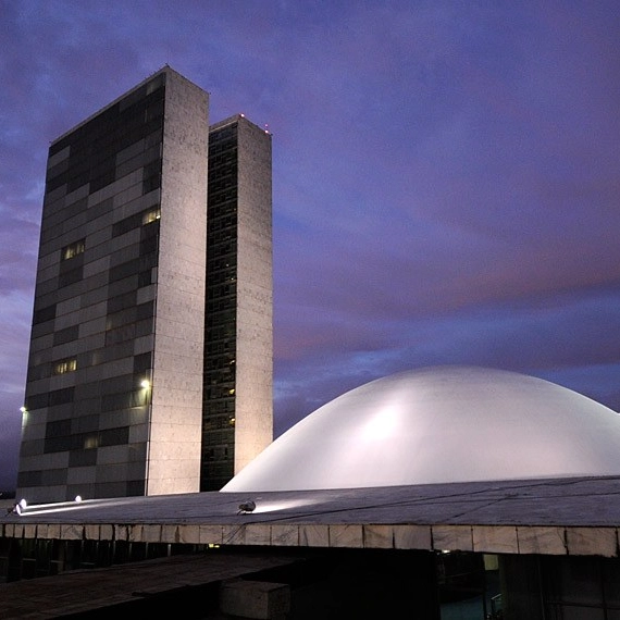 Senado acumula 55 pedidos de impeachment contra ministros do STF; ação contra Flávio Dino é a mais recente