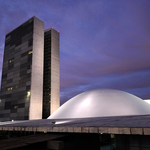 Senado analisa projeto que regulamenta exploração econômica em terras indígenas