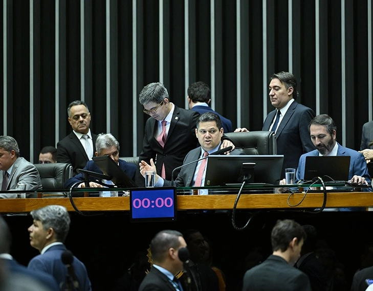 Congresso aprova LDO de 2026 e antecipa liberação de recursos