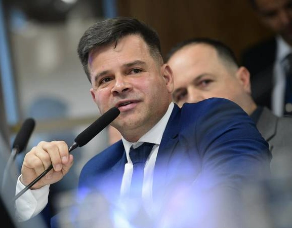 Moraes decreta prisão preventiva de Silvinei Vasques após tentativa de fuga