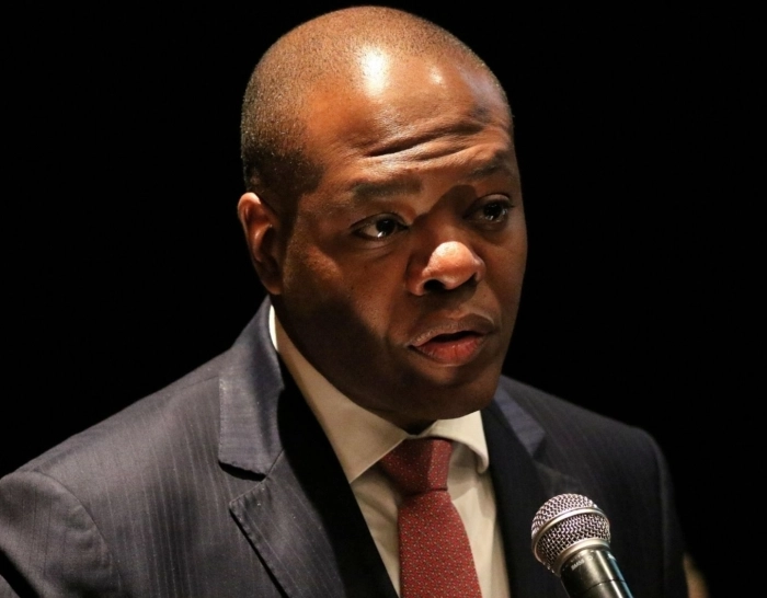 PF conclui inquérito e indicia Silvio Almeida por importunação sexual