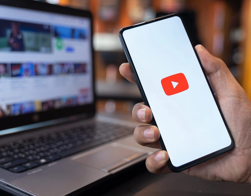 Justiça obriga YouTube adotar medidas para proteger crianças de publicidades abusivas