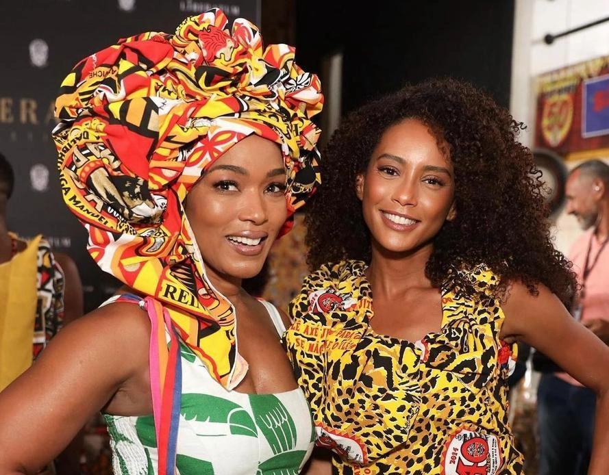 Taís Araújo e Angela Bassett se encontram na sede do Ilê Aiyê em Salvador