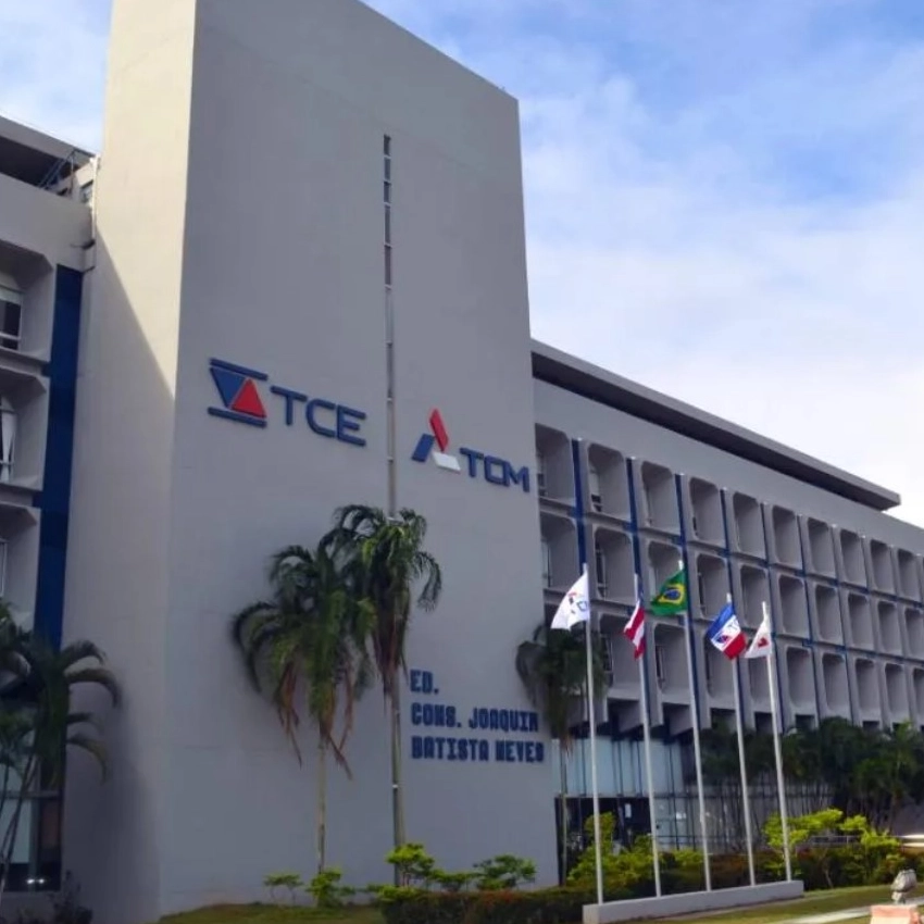 PEC propõe ampliar para 70 anos a idade limite para novos conselheiros dos Tribunais de Contas da Bahia