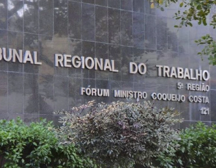 Justiça confirma demissão por justa causa de empregado de clínica que jogava UNO no trabalho