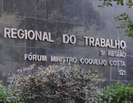 Atendente de restaurante é demitida por justa causa por apresentar seis atestados falsos