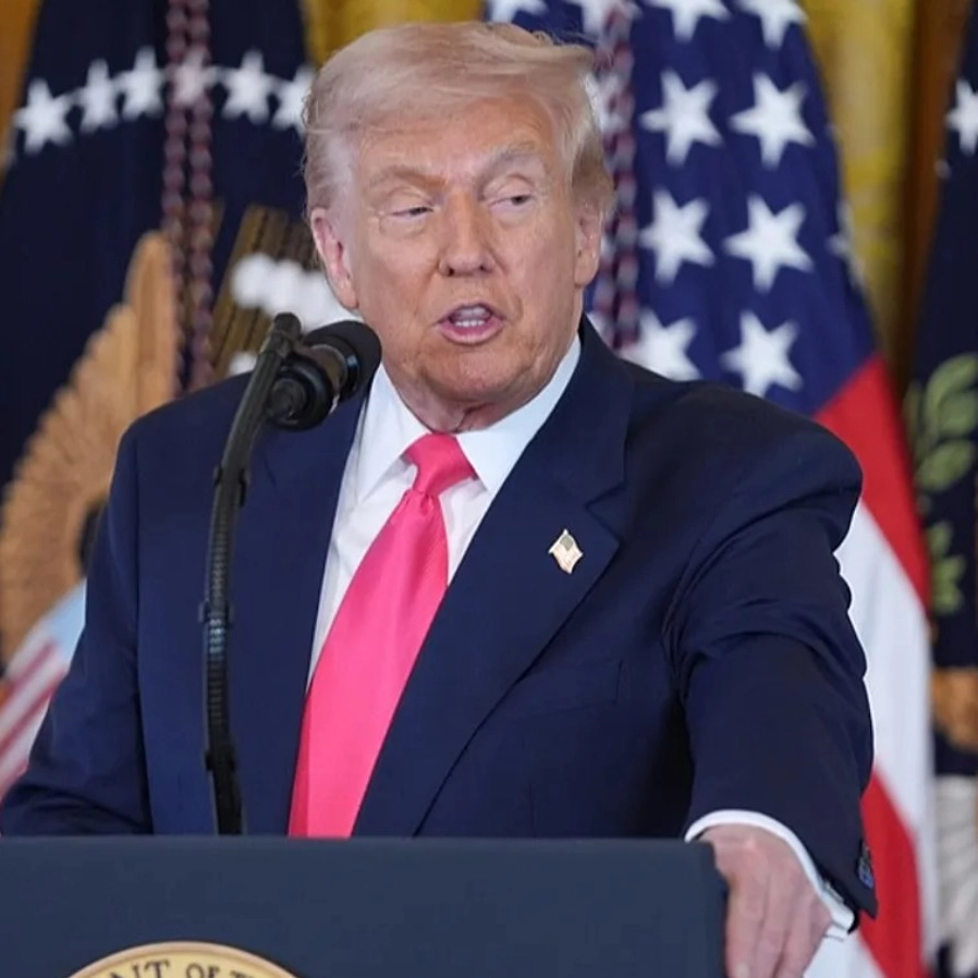 Trump acusa democratas de “farsa” e pede inquérito sobre Epstein e Clinton