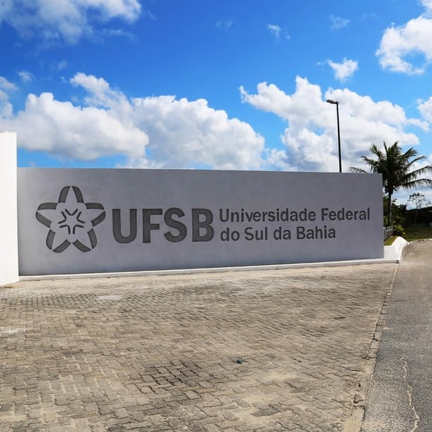 UFSB abre concurso com salário superior a R$ 11 mil