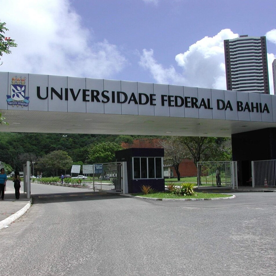 Suspeita de cometer injúria racial contra estudantes da Ufba é liberada