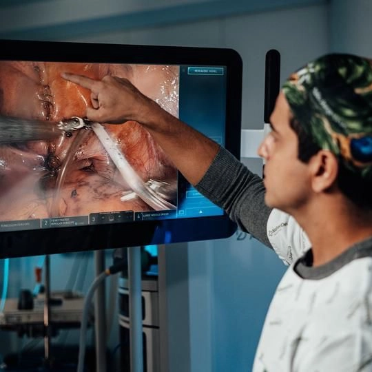 Encontro de urologistas fomenta cirurgia robótica em Salvador