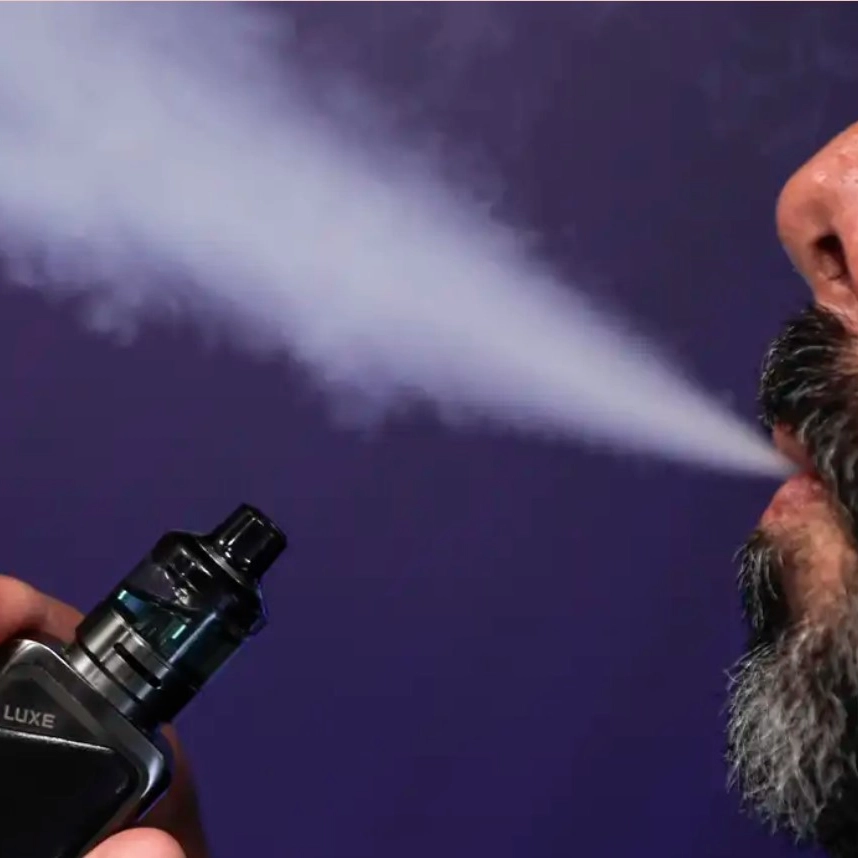 Uso de cigarro eletrônico entre adolescentes é cinco vezes maior que cigarro comum