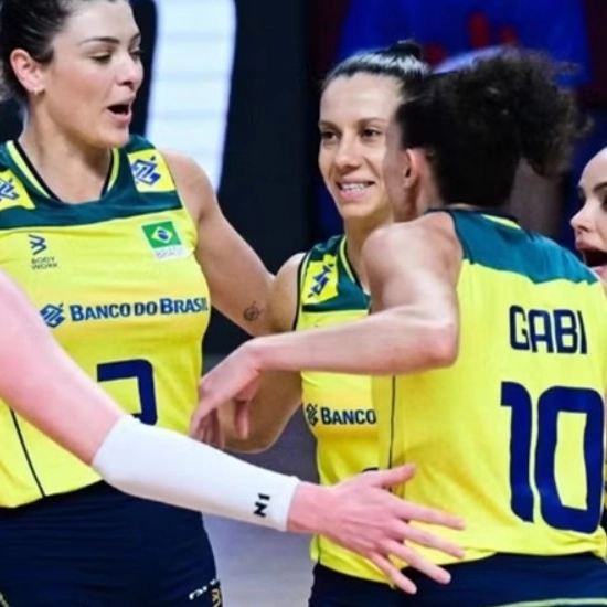 Seleção Brasileira de Vôlei Feminino vence a Tailândia e bate recorde