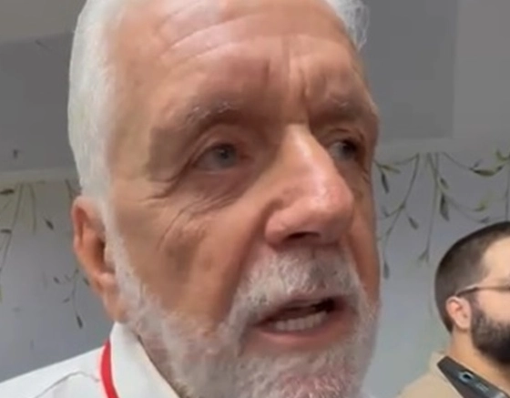 Wagner diz que Bruno Reis 'pensa pequeno' e reforça promessa da ponte Salvador-Itaparica: 'Obra de bilhões'