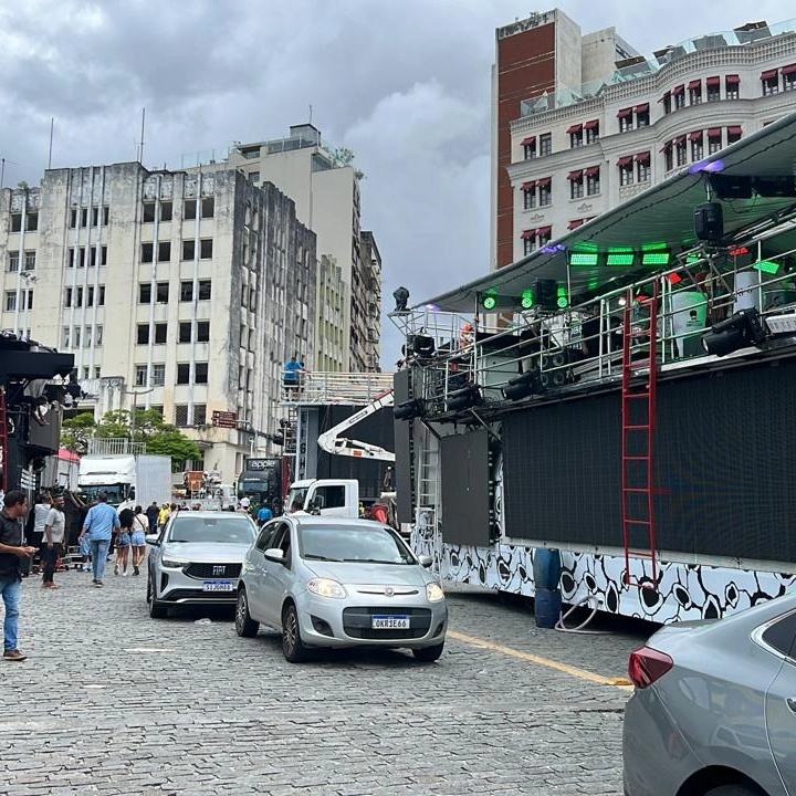 Trios já estão na avenida para abertura do Carnaval 2024