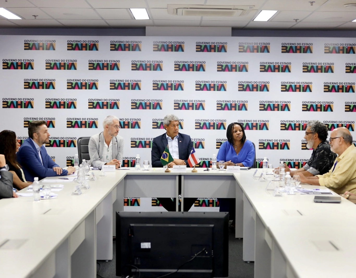 Governador recebe Ancine para avaliação de projeto que cria a Bahia Filmes no estado