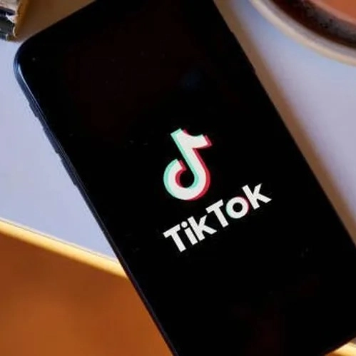 Tiktok vai passar a pagar usuários para ver vídeos; entenda