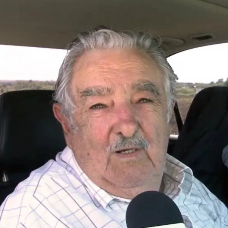 Ex-presidente do Uruguai, Pepe Mujica, está com câncer de esôfago