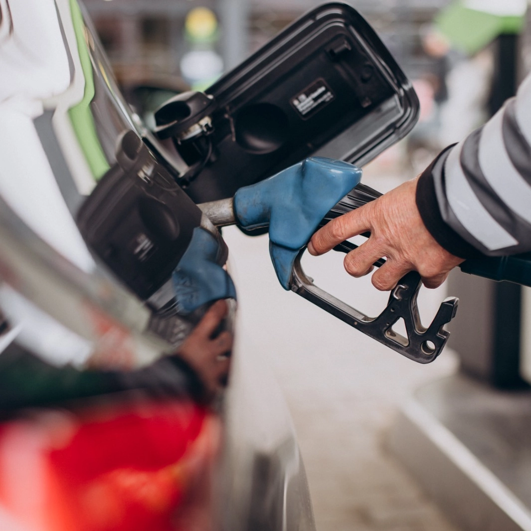 Gasolina e diesel  sofrem redução de preço; confira