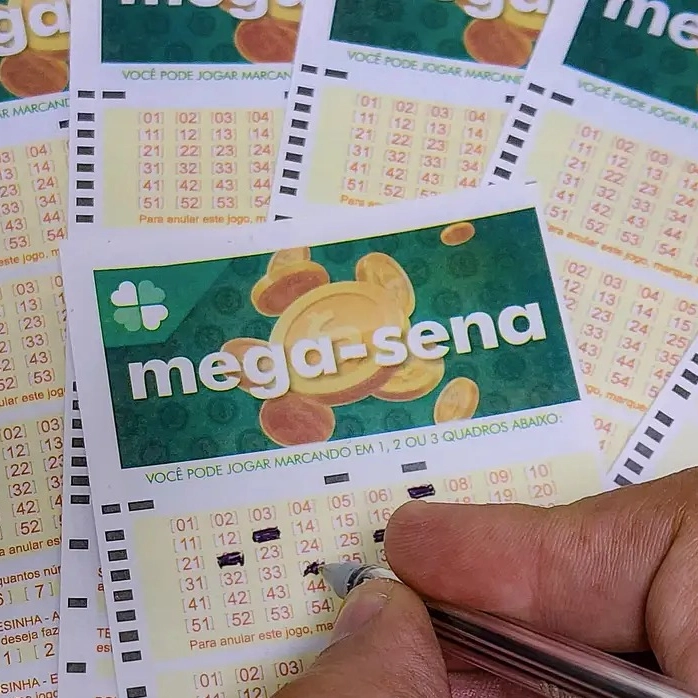 Mega-Sena acumula novamente e prêmio alcança  R$ 120 milhões