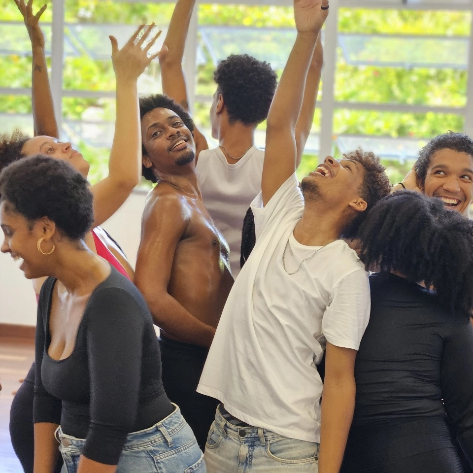 Cia de Teatro da UFBA estreia espetáculo “O Pregador - Teatro-Fórum Antirracista” no Teatro Martim Gonçalves