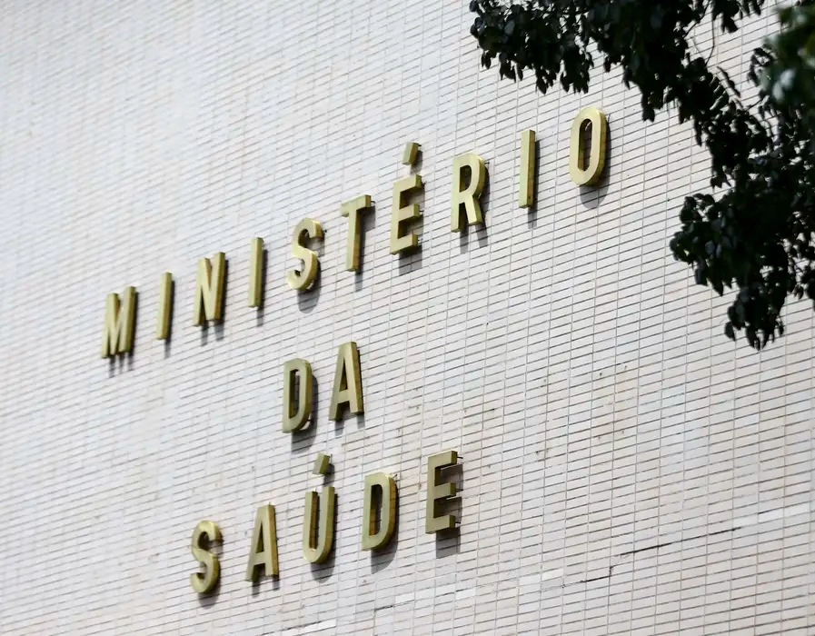 Ministério da Saúde tem congelados R$ 4,4 bilhões do orçamento