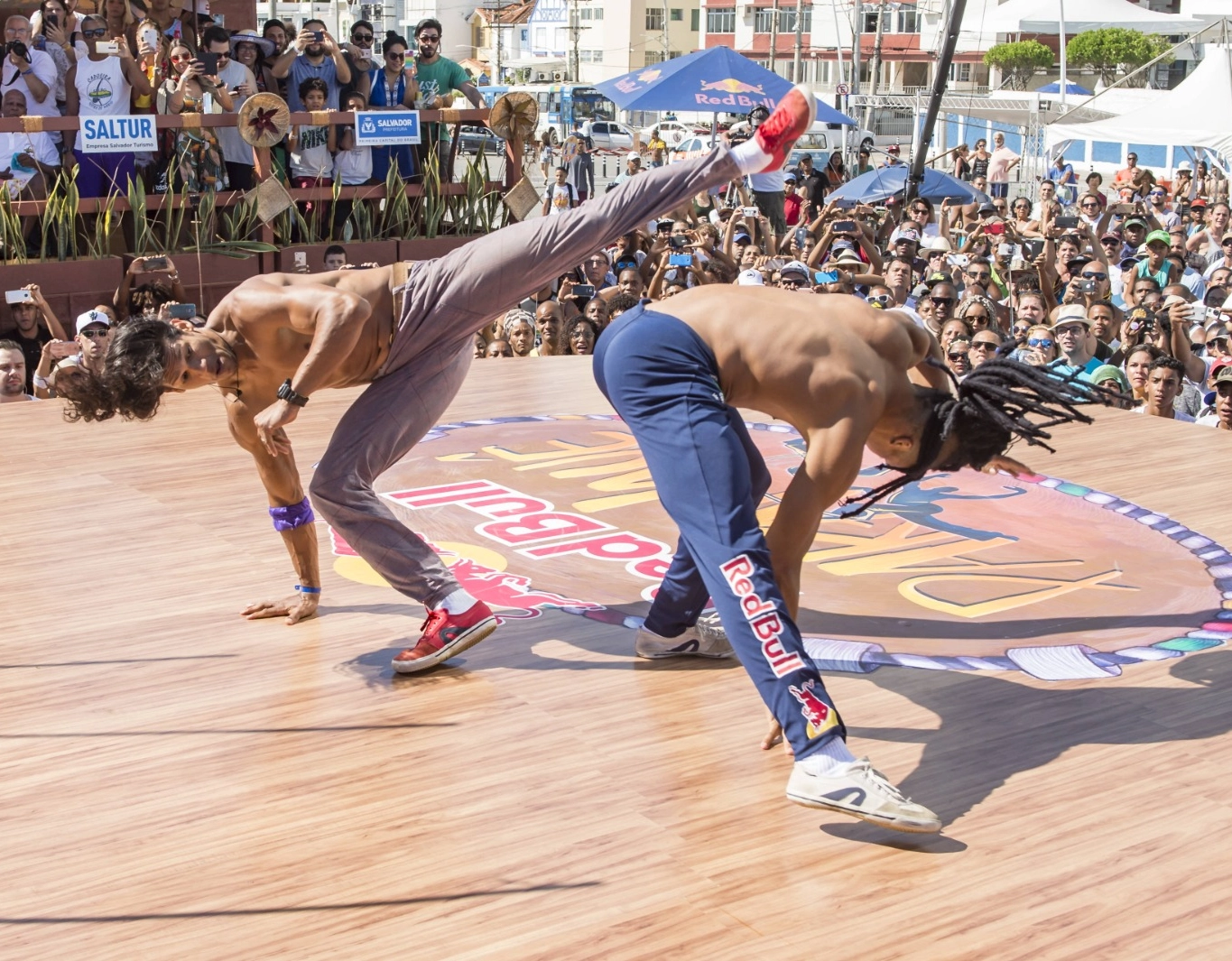 Red Bull Paranauê: Salvador sedia evento internacional em busca do melhor capoeirista do mundo