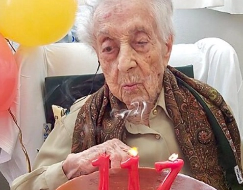 Morre aos 117 anos, mulher com recorde de pessoa mais velha do mundo