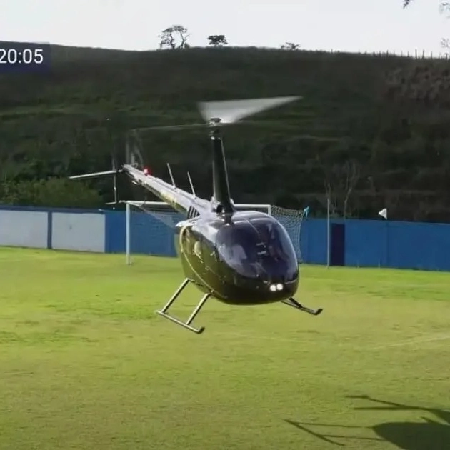 Deputado baiano interrompe partida do intermunicipal para embarque em helicóptero; veja vídeo